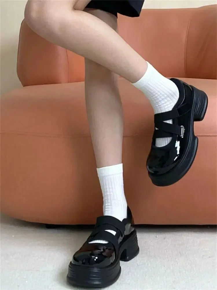 Hnzxzm Female Footwear Japanese Style Lolita Women's Shoes Loafers Gothic Off White Mary Jane High on Platform Slip Casual Summer 2024