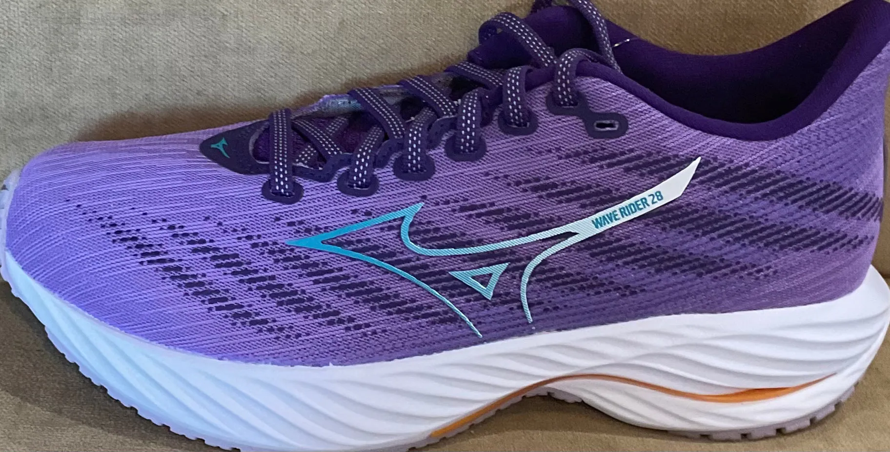 Mizuno Women's Wave Rider 28