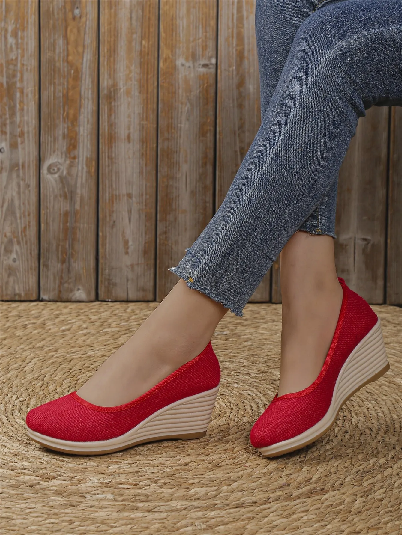 Women Minimalist Slip On Shoes