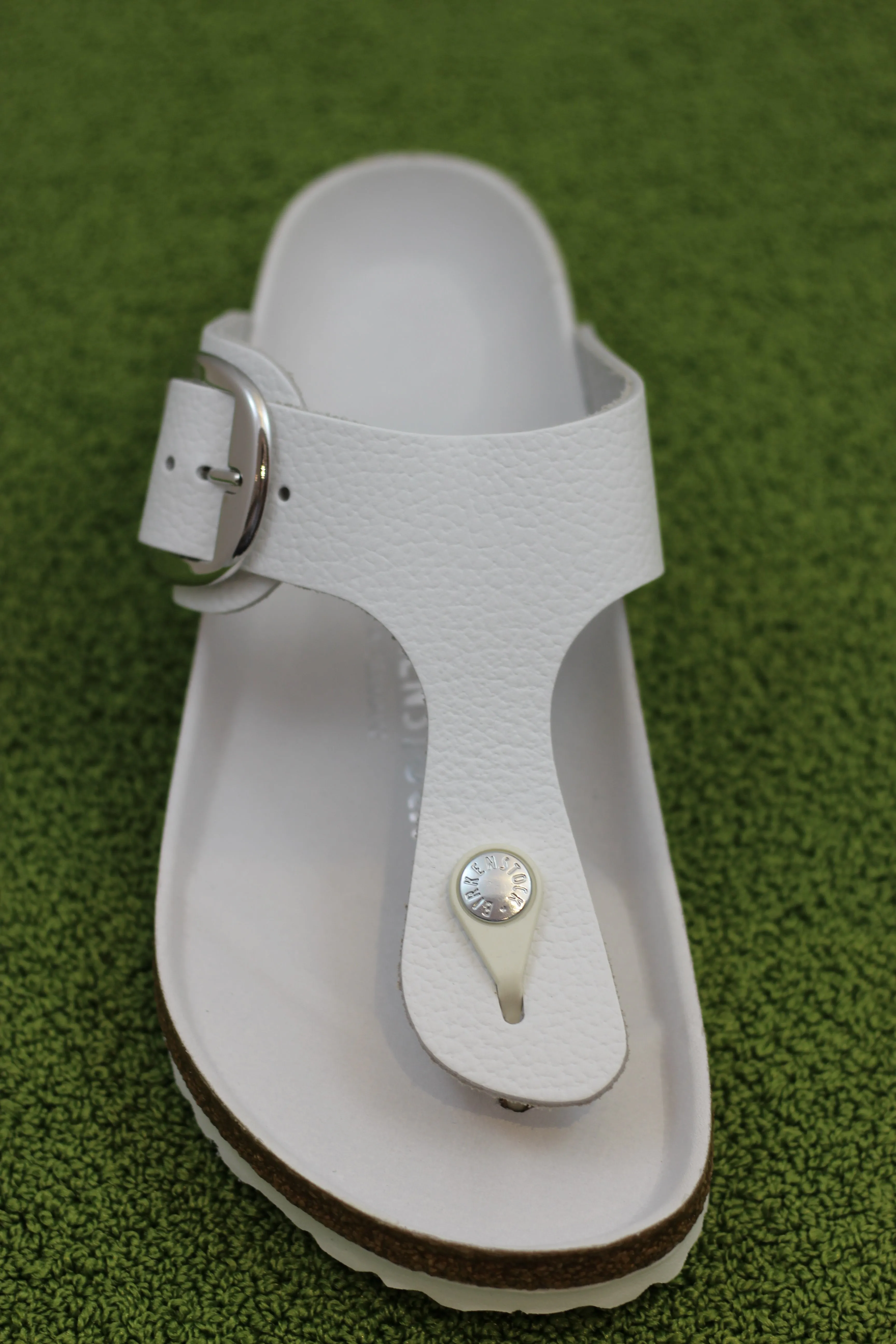 Women's Gizeh Big Buckle Sandal - White Leather