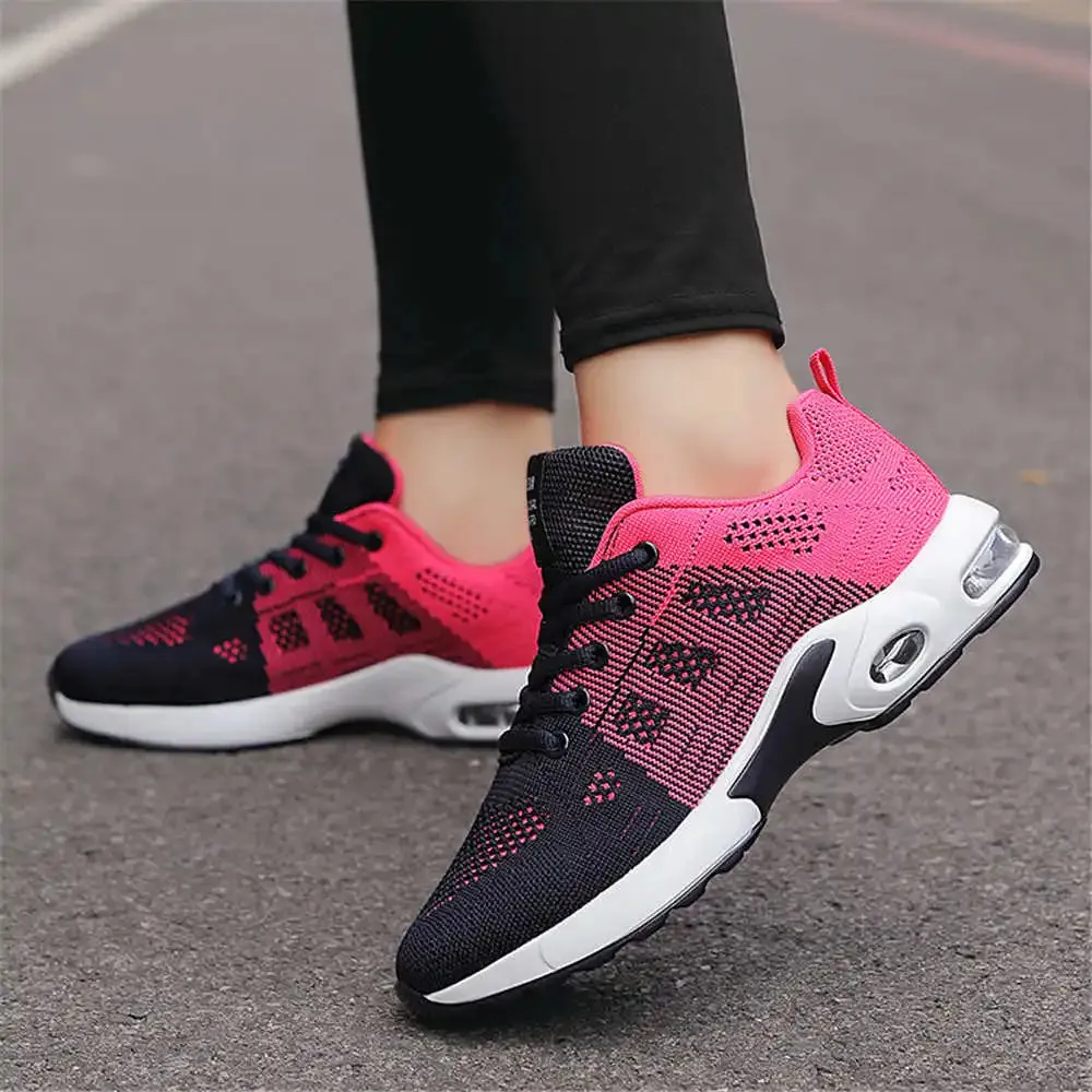 Women's Running Shoes